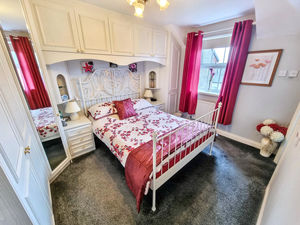 Photo 2- click for photo gallery